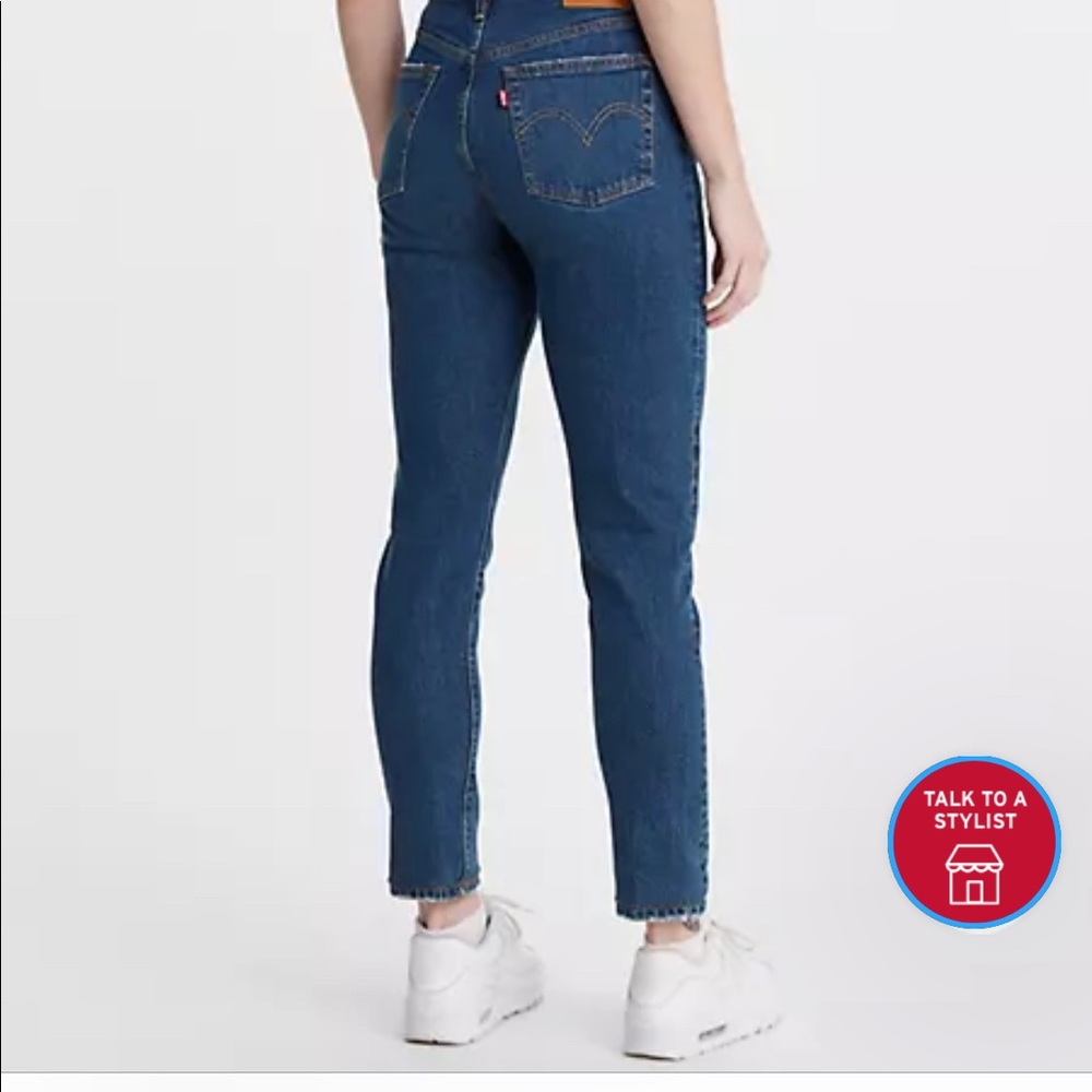 Levi Demi Curve modern rise skinny Jean
